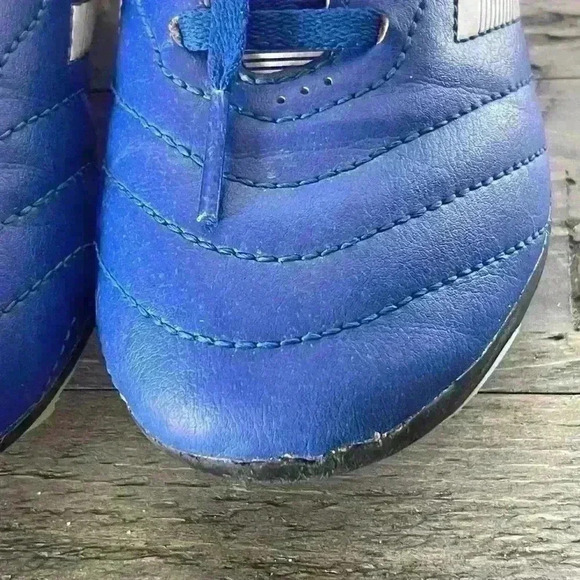 Adidas Blue White Soccer Cleats Kids Size 11 - Picture 6 of 9